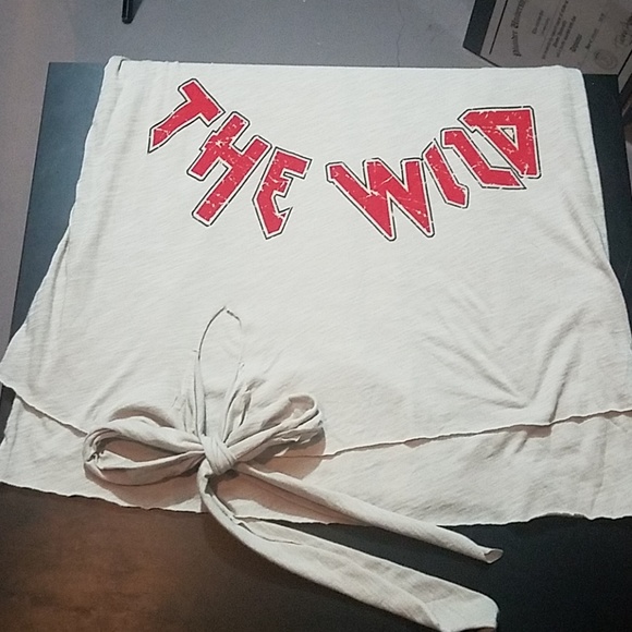 Top - Picture 4 of 8